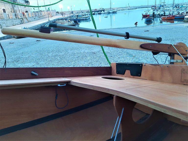 P8 Ã® la barca pieghevole italiana a propulsione ibrida - 1wLPLn03E7Nt.jpg