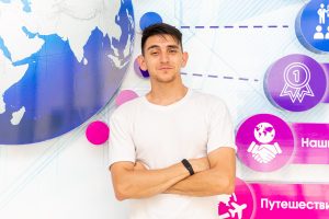 Almir Gilmanshin Maker Photo