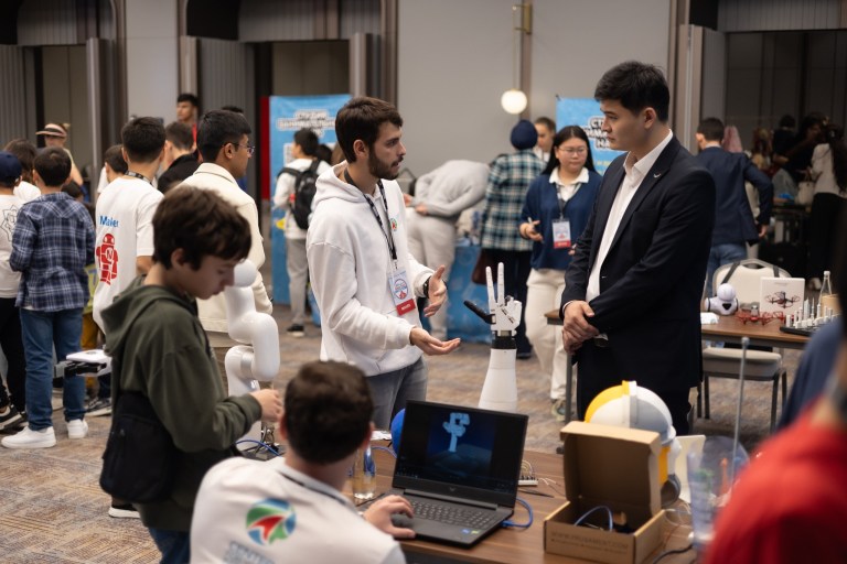 Maker Faire Tashkent 2024 - 8L5A0461_resized.jpg