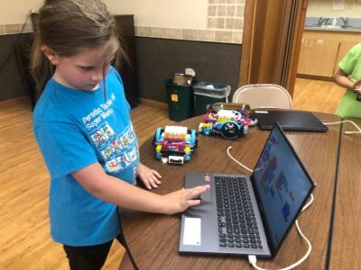 Camp Fire Central Oregon LEGO Robotics Program - Maker Faire Central Oregon