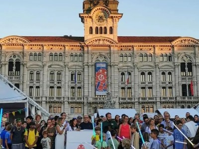 Crimson Squadron -scuola padawan e coreografia spade- - Maker Faire Trieste 2024