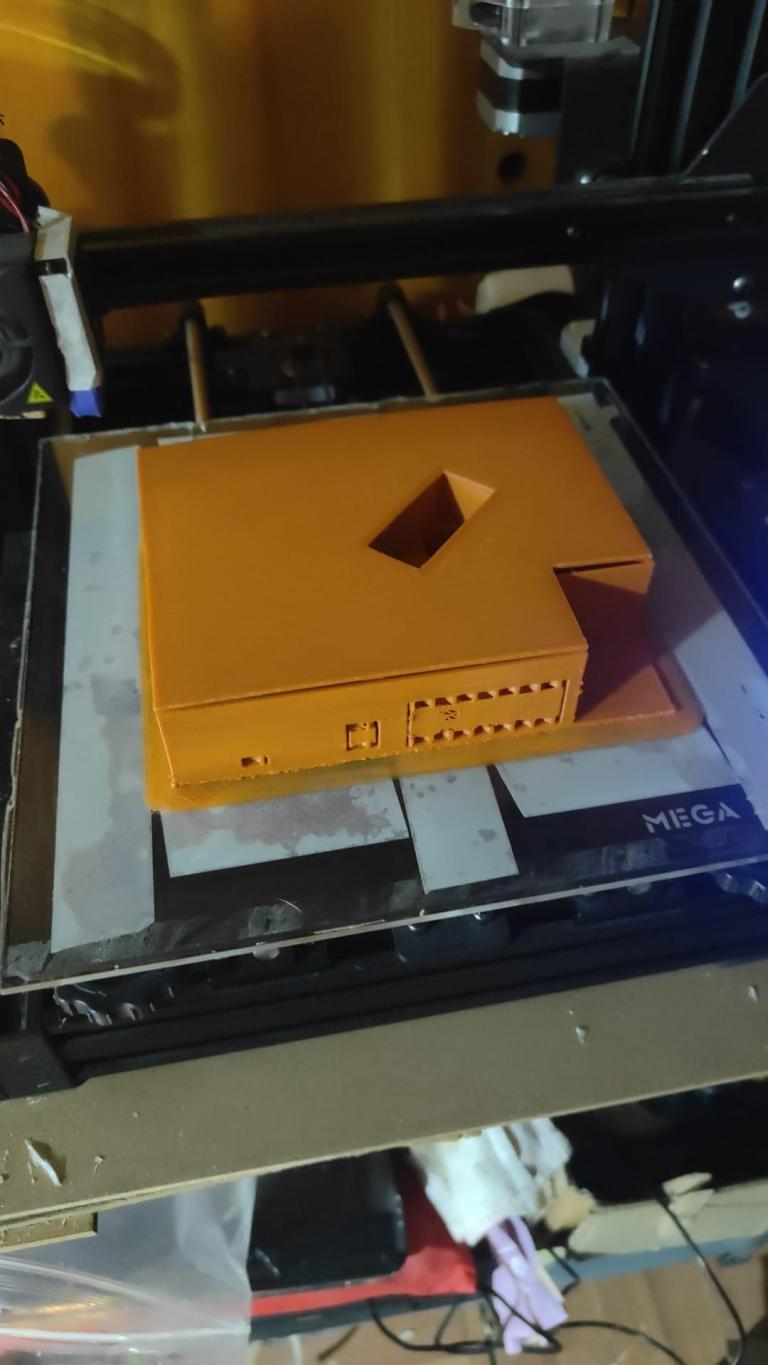 PlasticDrawn - deyre25xBR2L.jpeg