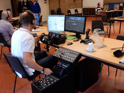 HCC! Beleef de sensatie van een vliegtuig besturen - Maker Faire Eindhoven