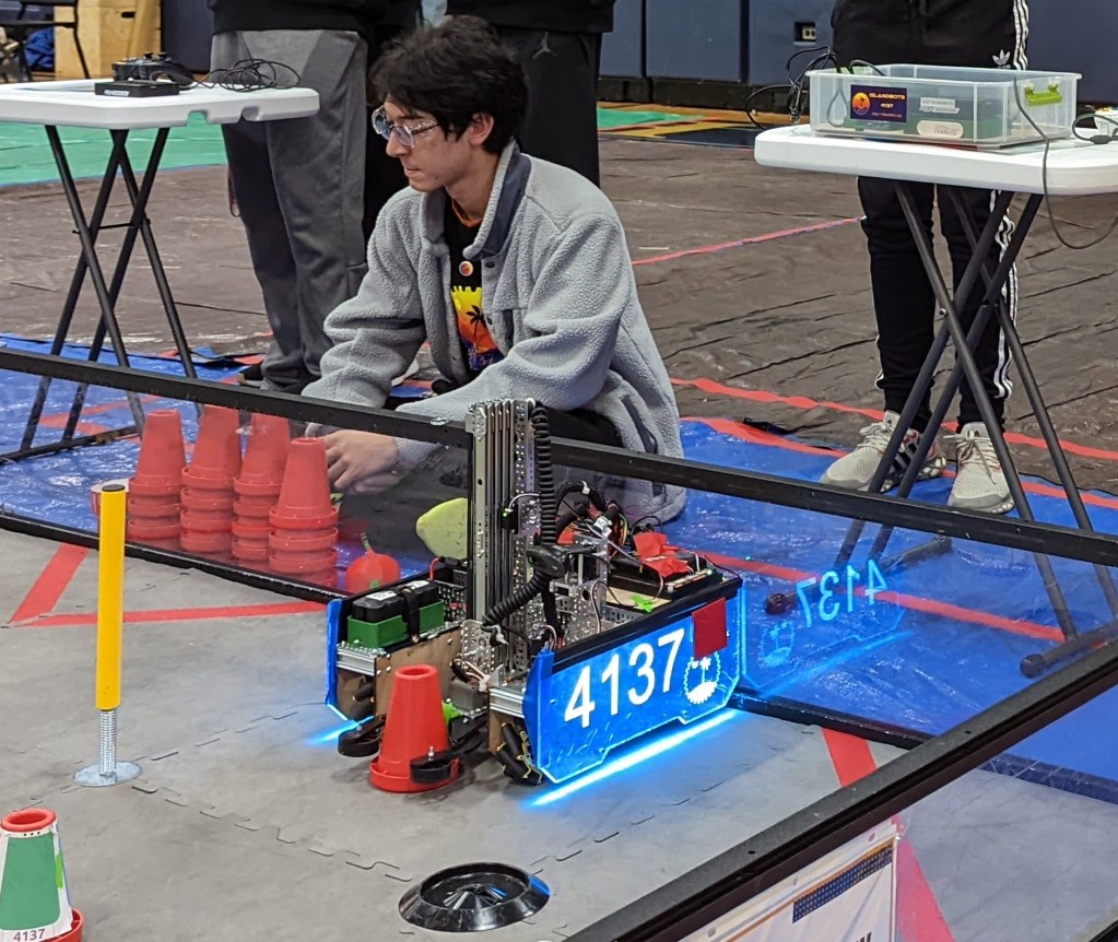 Islandbots FTC  Robotics Team - Maker Faire Long Island