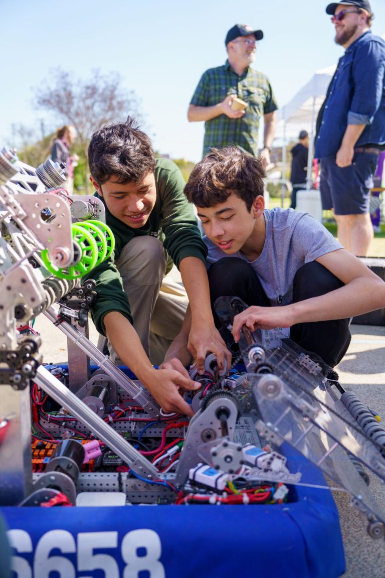 Maker Faire City of STEM + Los Angeles 2024 - maker-faire-2024-small-102.jpg