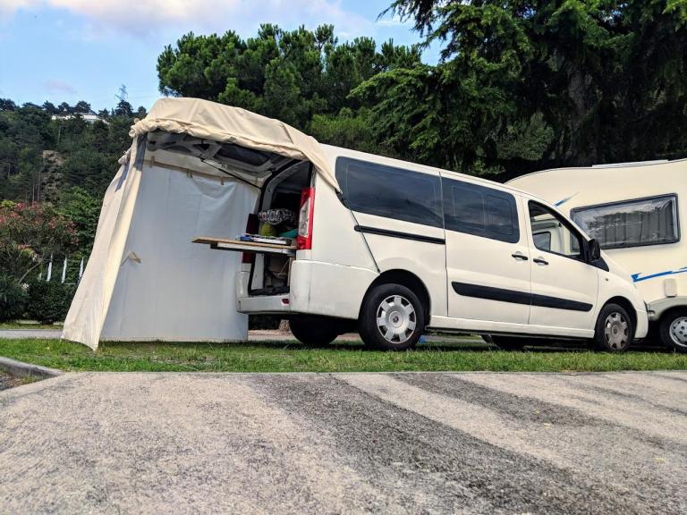 SmartVan for Camping - QhmlbCVCZ5P0.jpg