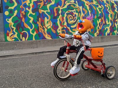 Remote Controlled TricycleRiding Puppet - Maker Faire Aarhus