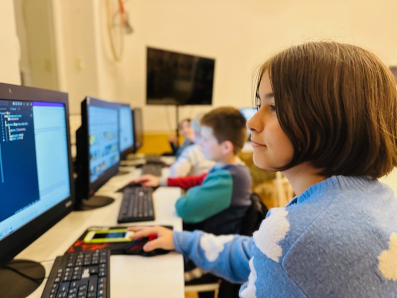 School & School Sarajevo - Maker Faire Sarajevo 2024