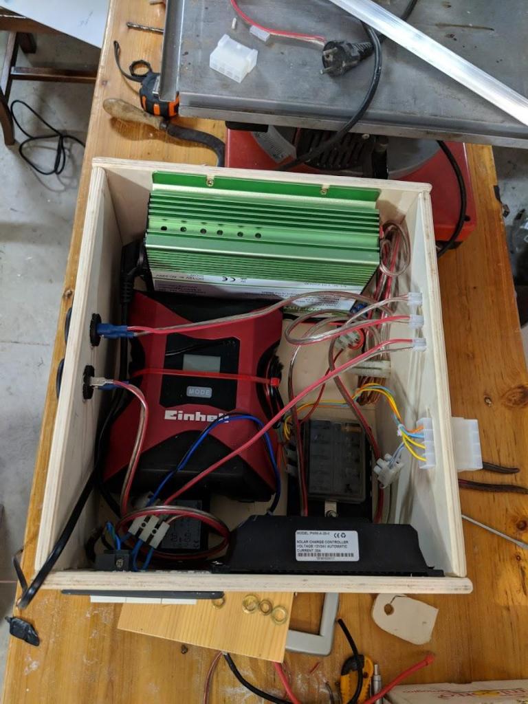 SmartVan for Camping - UrSa5xMaMnHw.jpg