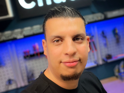 Cours et initiation de bricolage avec le Youtubeur et Créateur Chadi - Maker Faire Lille 2024